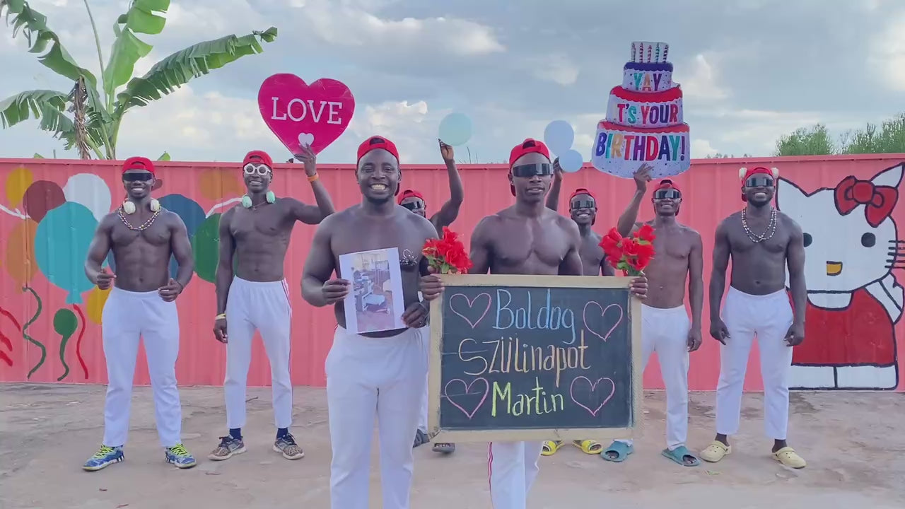 Személyre szabott vicces afrikai táncos-énekes üdvözlővideó – Testépítő Csapat